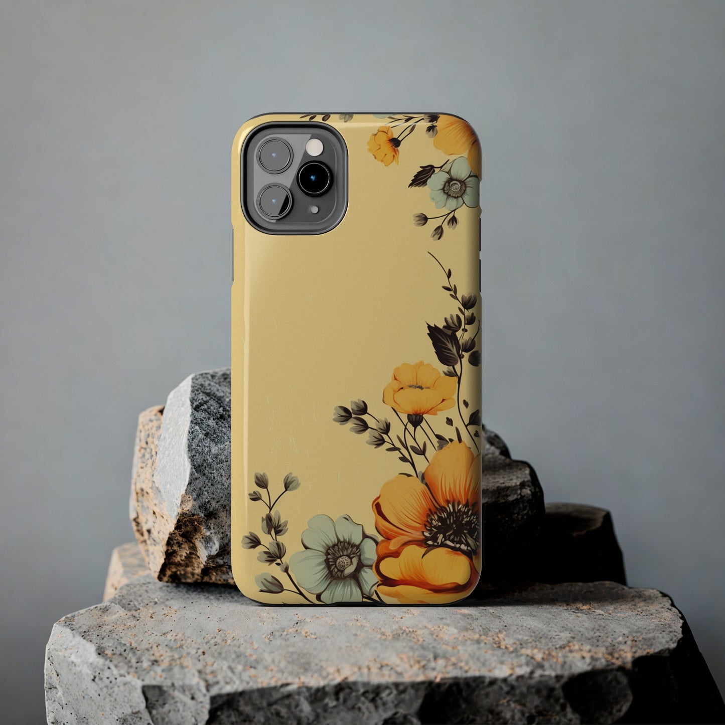 Classic Vintage Floral Case for iPhones – Timeless Elegance & Protection