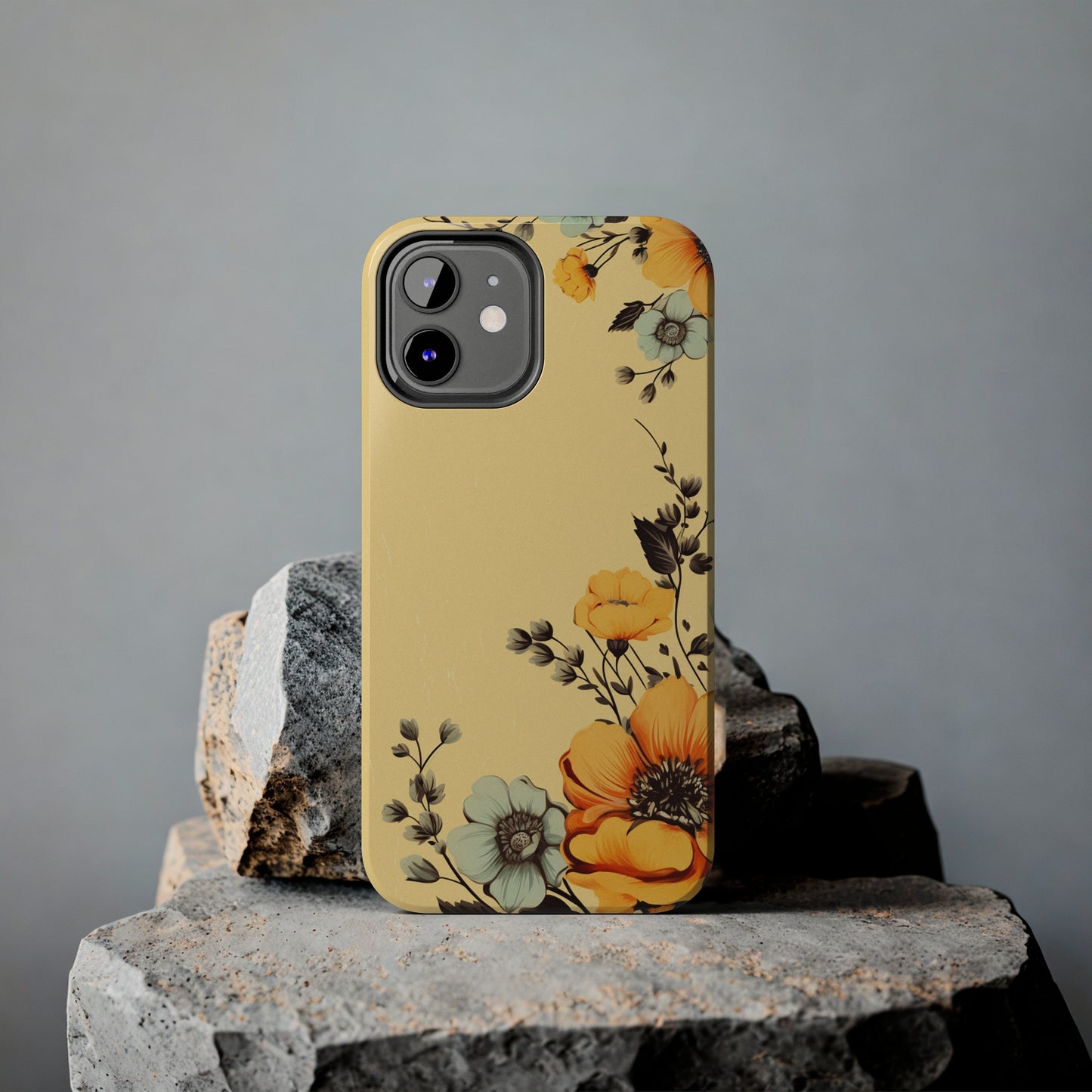 Classic Vintage Floral Case for iPhones – Timeless Elegance & Protection